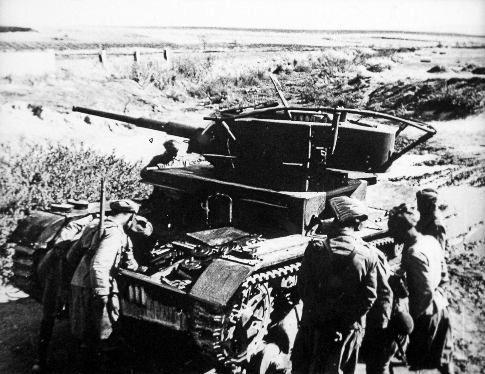 44 - Erbeuteter russischer Tank