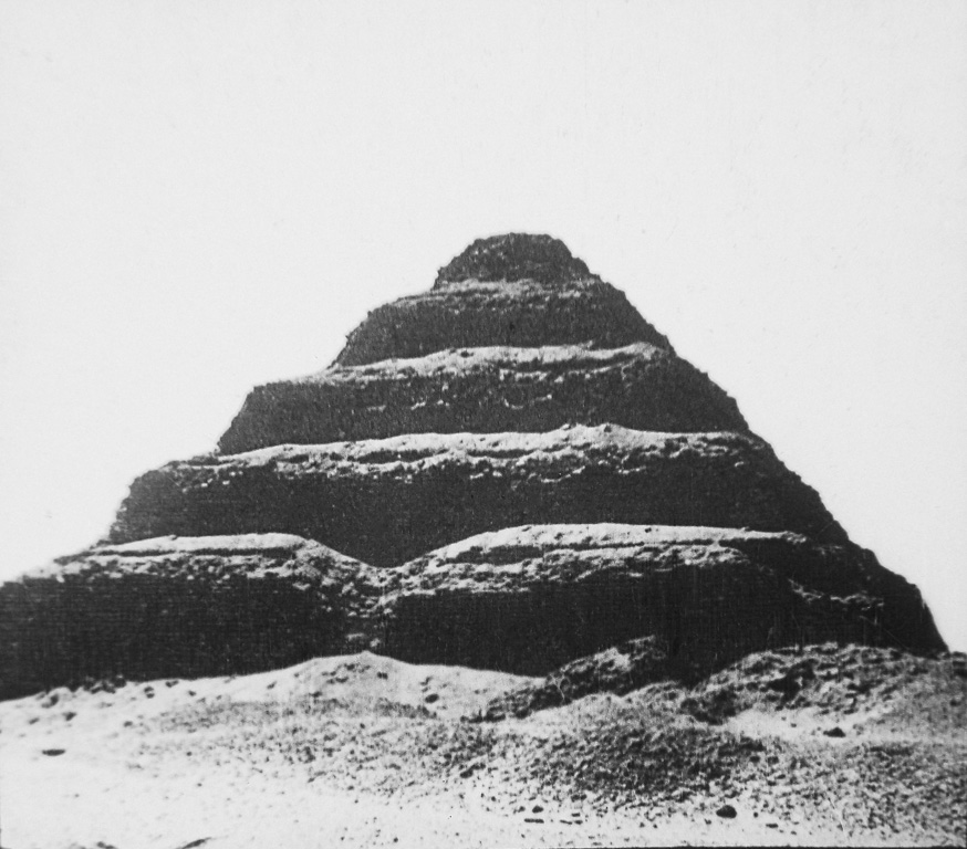 44 - Stufenpyramide